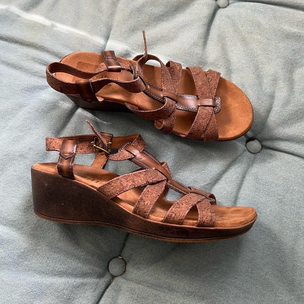 Cobb Hill by New Balance Brown Strappy Wedge Mules